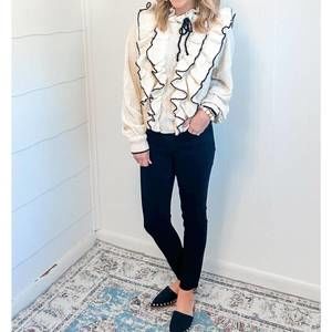 NEW STELLAH tipping ruffle sweater in cream